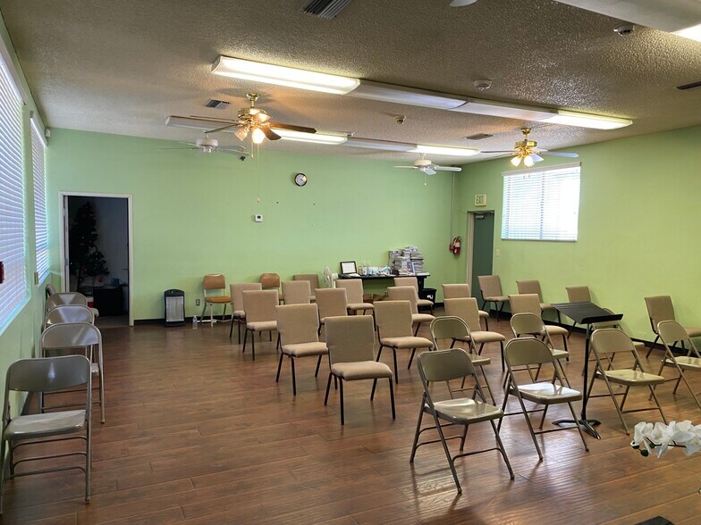 More Photos Of 630 W 17th Pl, Tempe Schools For Lease