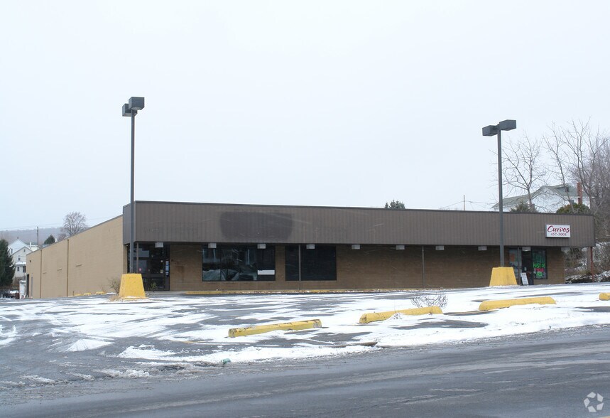 Primary Photo Of 629 S Main St, Old Forge Freestanding For Lease