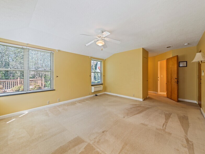 More Photos Of 142 Country Club Dr, Waynesville Hospitality For Sale