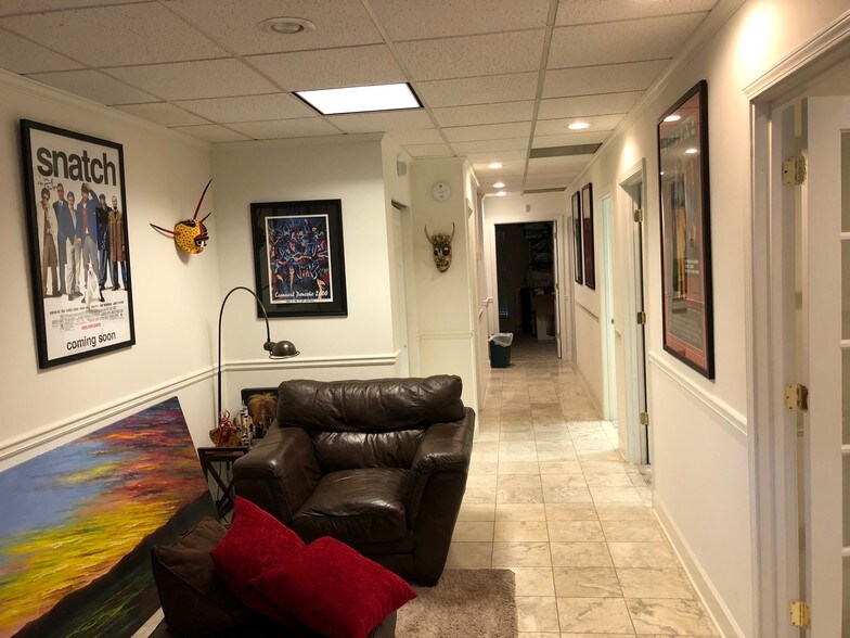 More Photos Of 724-734 Holcomb Bridge Rd, Norcross Loft Creative Space For Sale