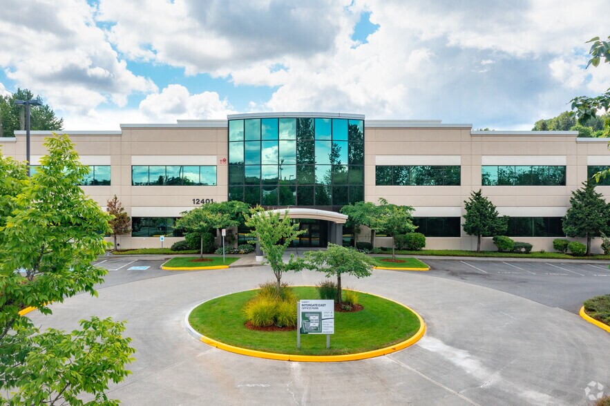 More Photos Of 12401 E Marginal Way S, Tukwila Office For Lease