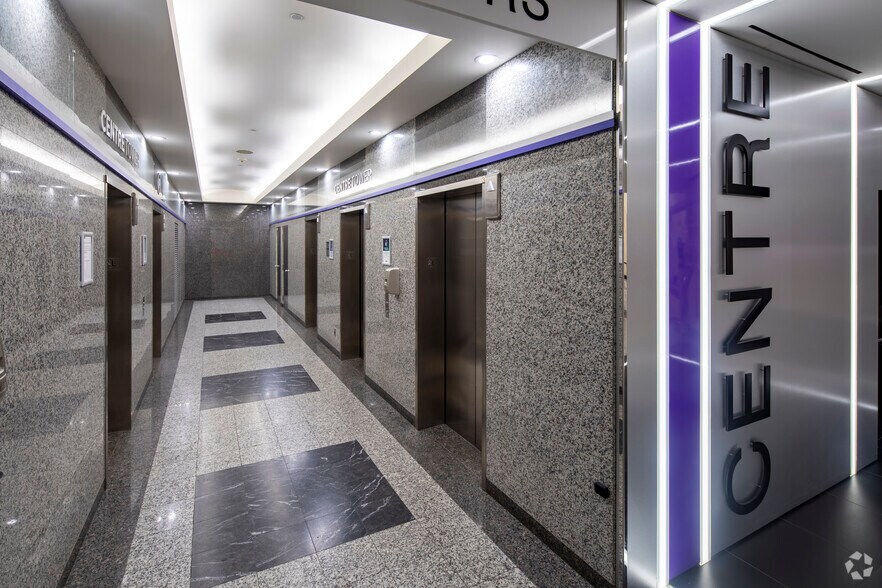 More Photos Of 3280 Bloor St W, Toronto Office For Lease