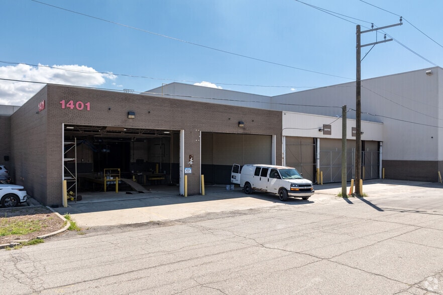 More Photos Of 1400 Howard St, Detroit Warehouse For Lease