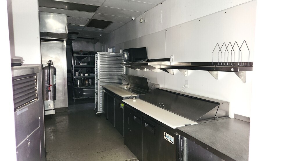 More Photos Of 2100 S Main St, Nephi Storefront Retail Office For Lease