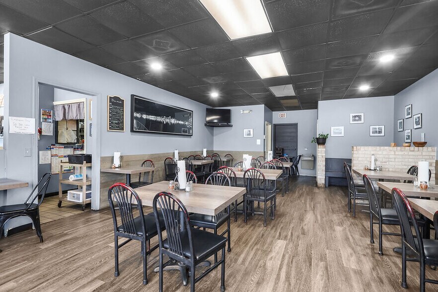 More Photos Of 40 Butler St, Midway Specialty For Sale