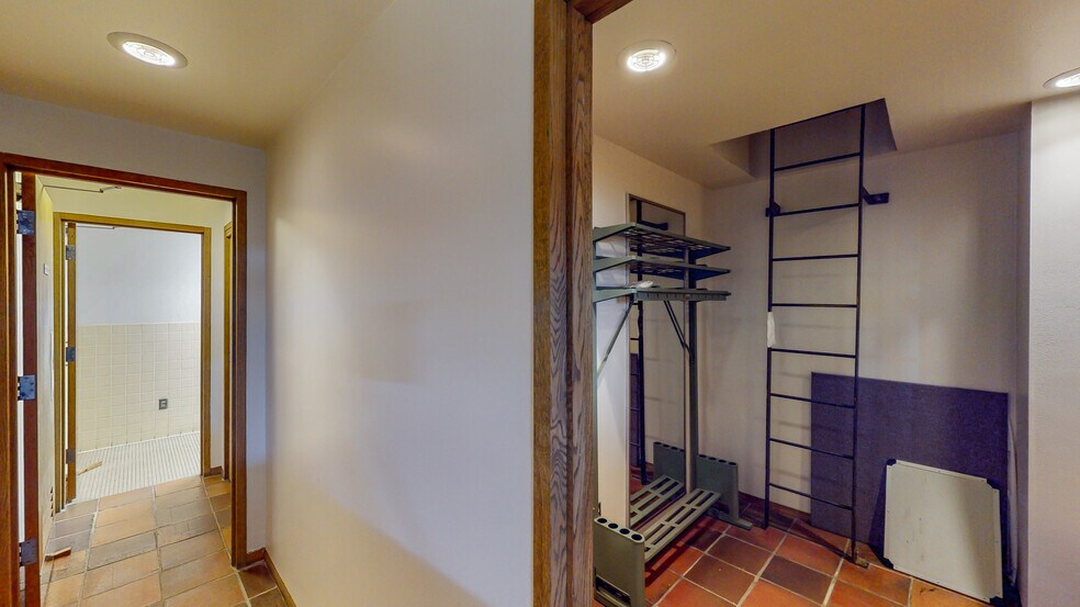 More Photos Of 8801 S Tacoma Way, Tacoma Freestanding For Sale