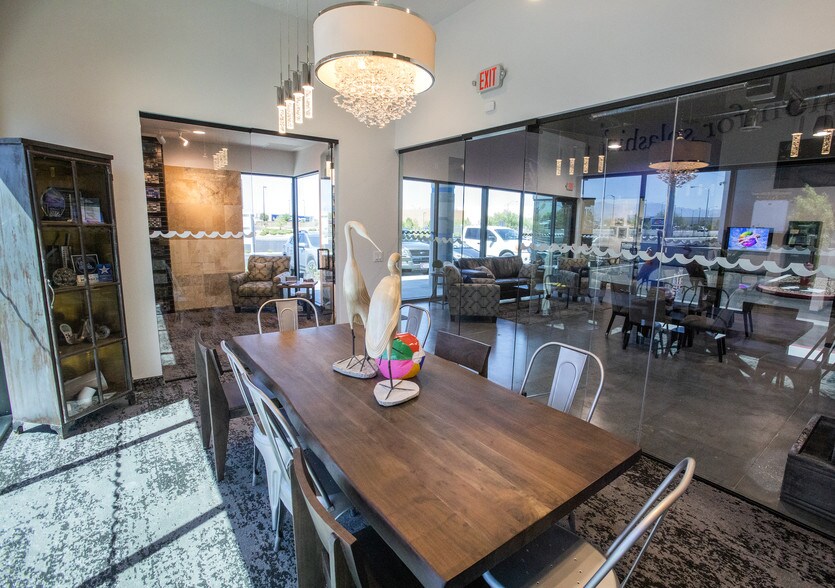 More Photos Of 6445 W Sunset Rd, Las Vegas Warehouse For Lease