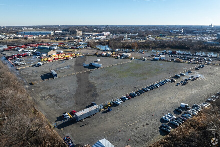 More Photos Of 1435 River Ave, Camden Land For Lease