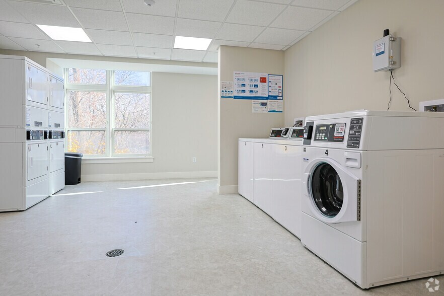 More Photos Of 61 N Dorset St, South Burlington Multifamily For Sale