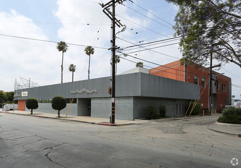 More Photos Of 12211 W Washington Blvd, Los Angeles Office For Lease