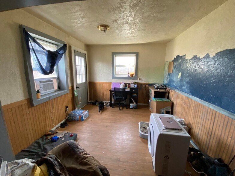 More Photos Of 4058 Hudson Rd, Osseo Apartments For Sale