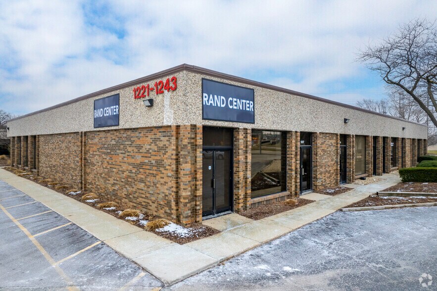 More Photos Of 1221-1243 Rand Rd, Des Plaines Unknown For Lease