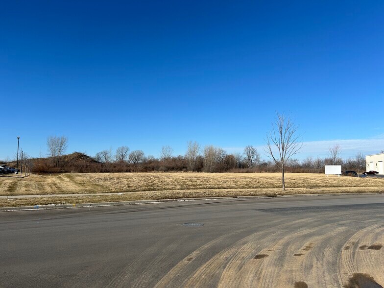 More Photos Of 2859 Commerce Park dr, Fitchburg Land For Sale