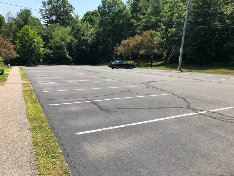 More Photos Of 51 Mill St, Hanover Office For Sale