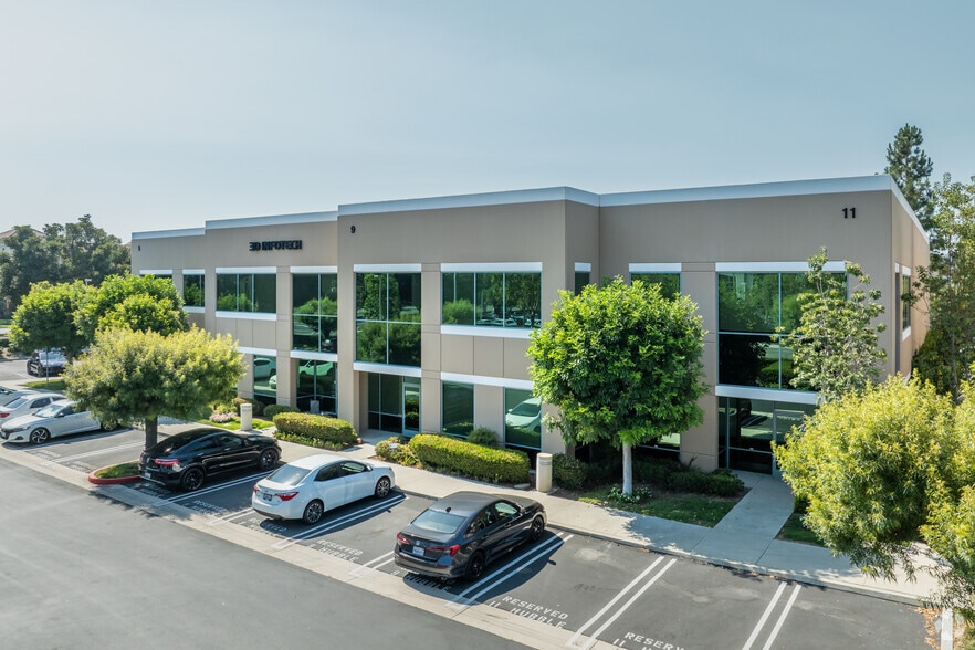 More Photos Of 5-11 Hubble Dr, Irvine Light Manufacturing For Sale