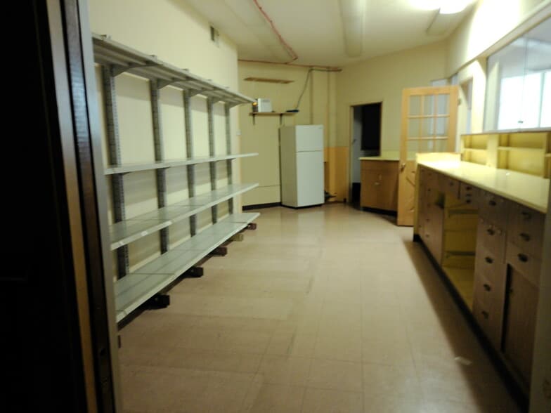 More Photos Of 549 San Benito St, Hollister Storefront For Lease