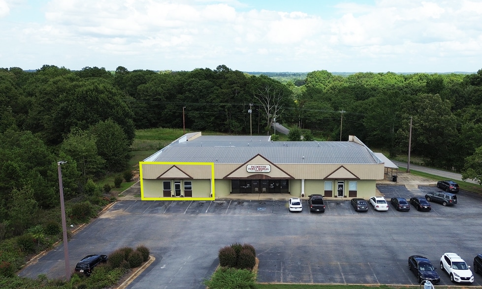 More Photos Of 900 Greenville Dr, Williamston Medical For Lease
