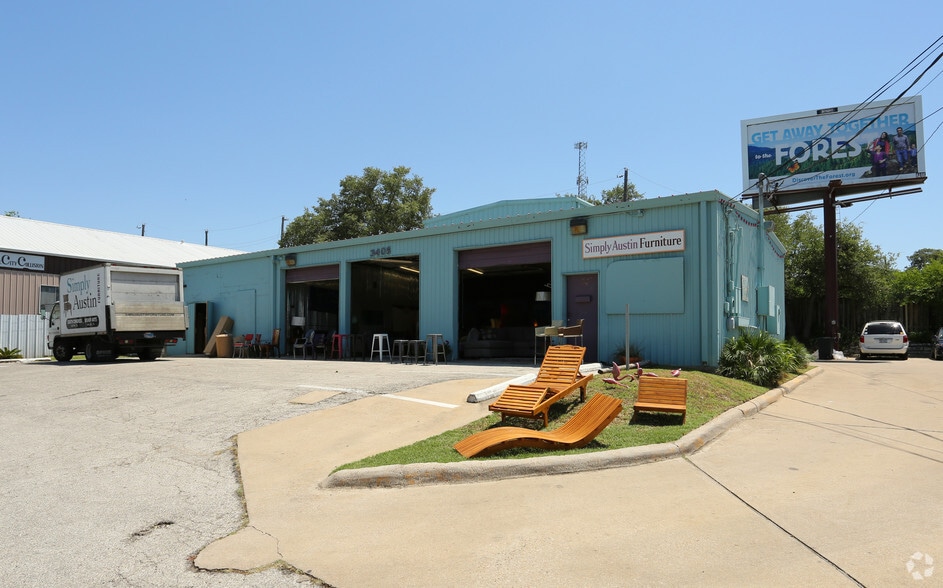 More Photos Of 3405 S Congress Ave, Austin Freestanding For Lease