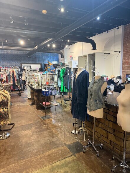 More Photos Of 163 S Main St, Keller Storefront Retail Office For Lease