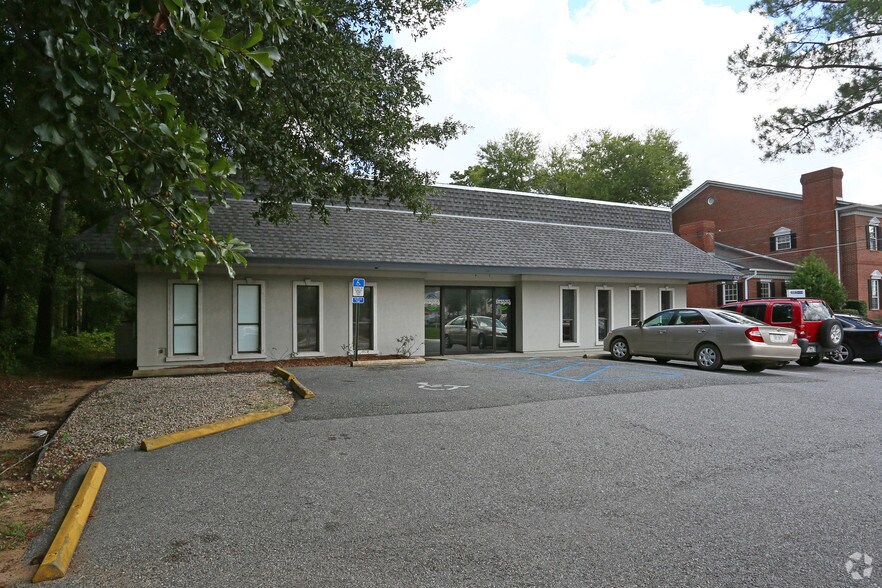 More Photos Of 1925 Capital Cir NE, Tallahassee Medical For Lease