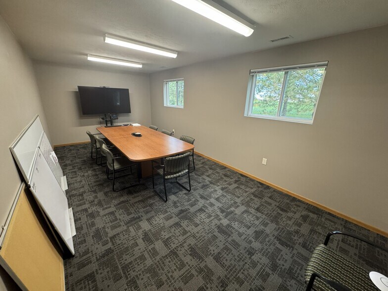 More Photos Of 351 S 12th Rd, Cortland Warehouse For Lease