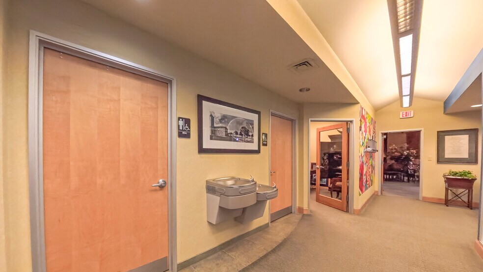 More Photos Of 7901 SW 45th Ave, Amarillo Office For Lease