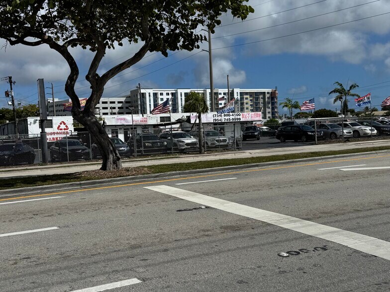 Primary Photo Of 201 W State Road 84, Fort Lauderdale Auto Dealership For Lease