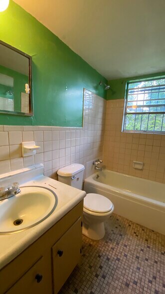 More Photos Of 1609 11th Ct N, Birmingham Apartments For Sale