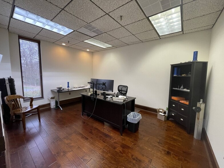 More Photos Of 1101 Curtis St, Monroe Warehouse For Lease