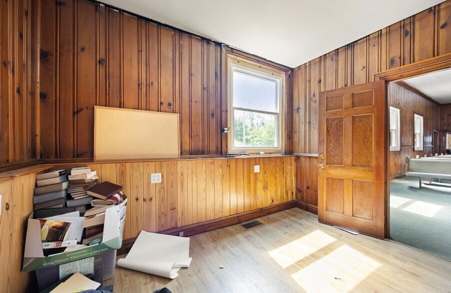 More Photos Of 112 Indian Bend Drive Hazard KY. 41701 Dr, Hazard Religious Facility For Sale