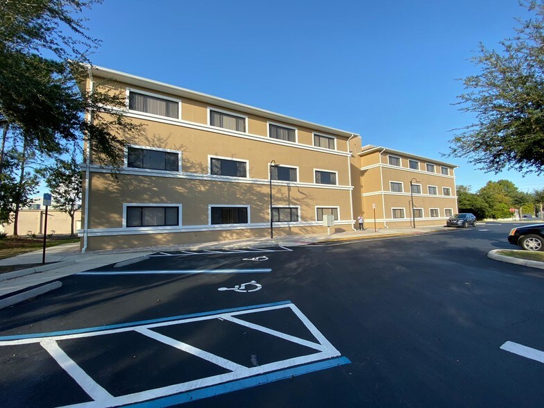 More Photos Of 1490 Sunshadow Dr, Casselberry Loft Creative Space For Lease