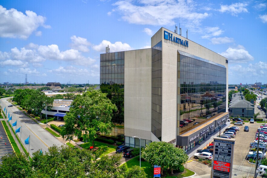 More Photos Of 2909 Hillcroft Ave, Houston Office For Sale
