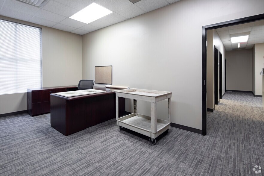 More Photos Of 1500 19th St S, Birmingham Medical For Sale