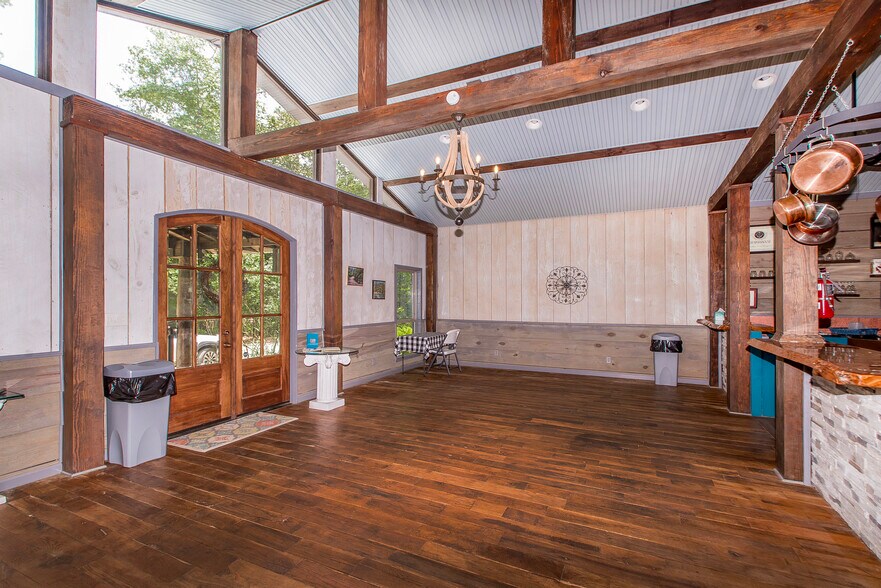 More Photos Of 11030 Garden Ln, Folsom Specialty For Sale