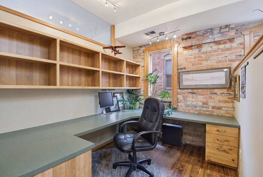 More Photos Of 713 Cooper Ave, Glenwood Springs General Retail For Sale