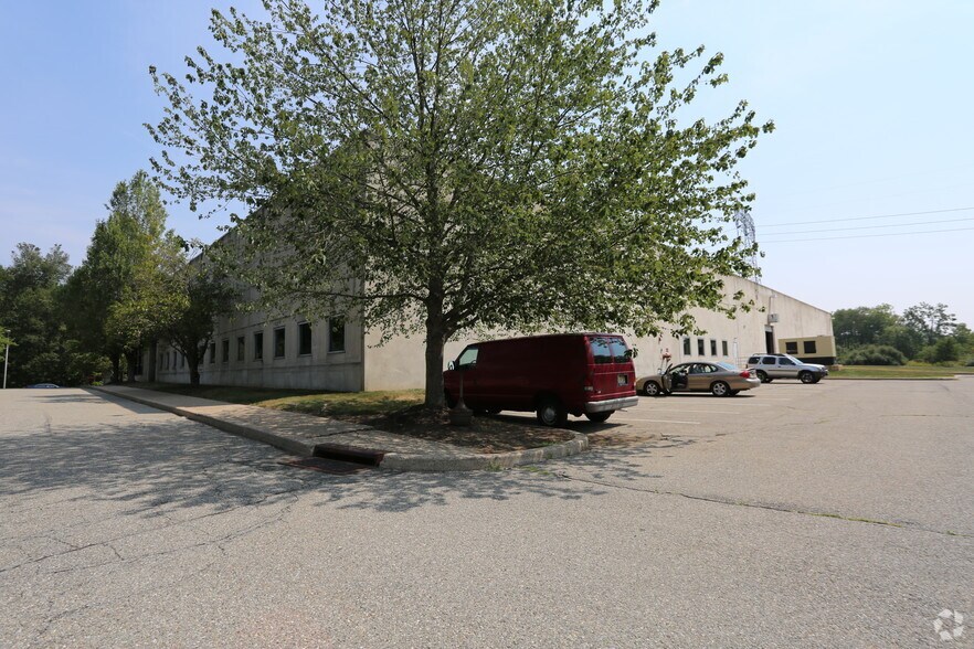 More Photos Of 600 International Dr, Mount Olive Manufacturing For Lease