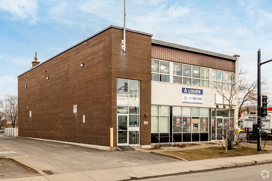 Primary Photo Of 12050-12060 Rue Sherbrooke E, Montréal Storefront Retail Office For Sale