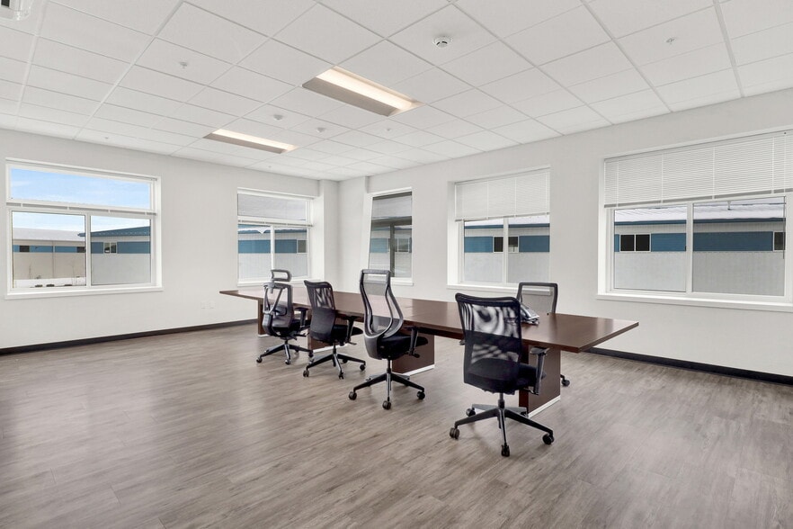 More Photos Of 5457 Pacific Fern Dr, Ferndale Manufacturing For Lease