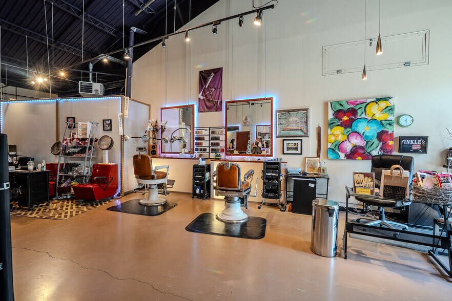 More Photos Of 77 S Union St, Lambertville Restaurant For Sale