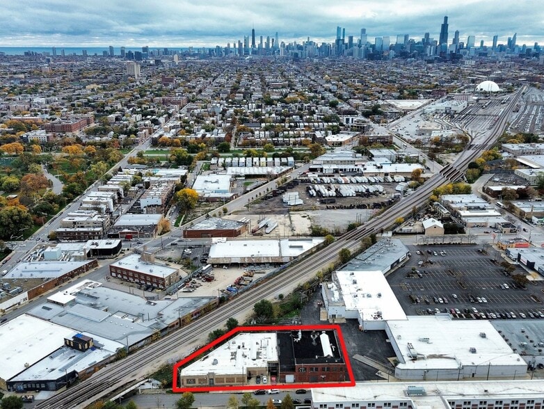More Photos Of 865 N Spaulding Ave, Chicago Warehouse For Sale