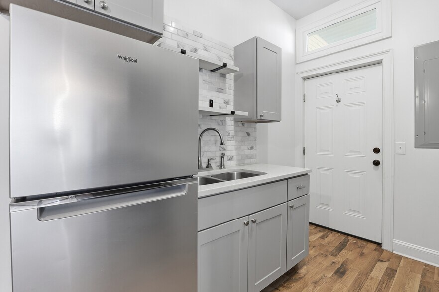 More Photos Of 521 W 37th St, Savannah Multifamily For Sale