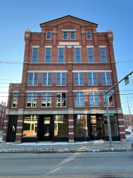 More Photos Of 141-145 Lincoln St, Lewiston Office For Sale