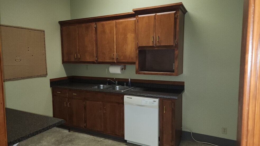 More Photos Of 1367 E Lassen Ave, Chico Office For Sale