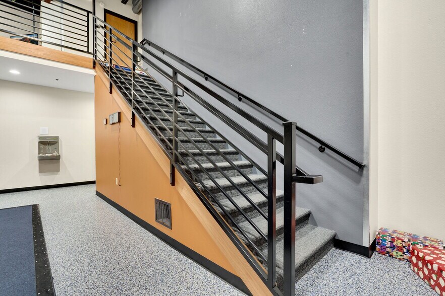 More Photos Of 1542 Taurus Ct, Loveland Flex For Sale