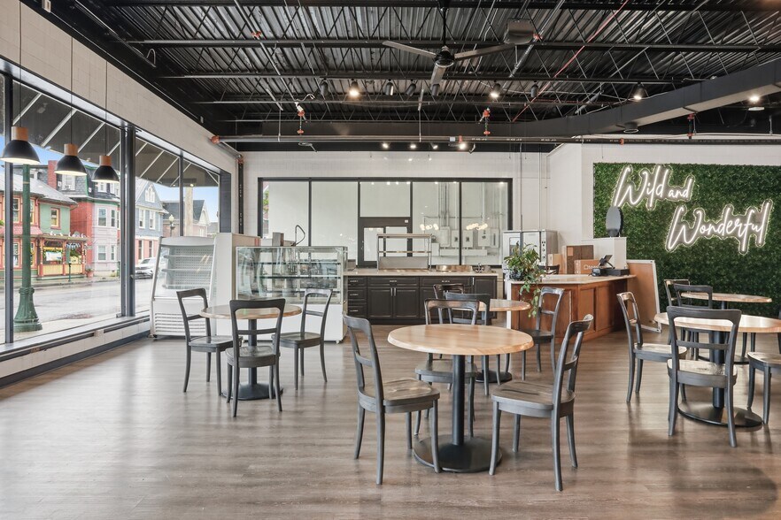 More Photos Of 419 W King St, Martinsburg Storefront For Sale