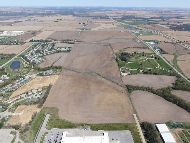 More Photos Of Governor Rd @ E Merle Hibbs Blvd, Marshalltown Land For Sale