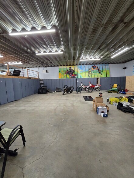 More Photos Of 1041 Hwy 54, Innisfail Refrigeration Cold Storage For Lease