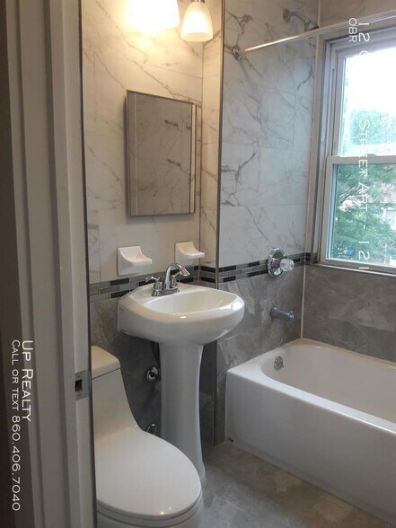 More Photos Of 12-16 Groton St, Hartford Apartments For Sale