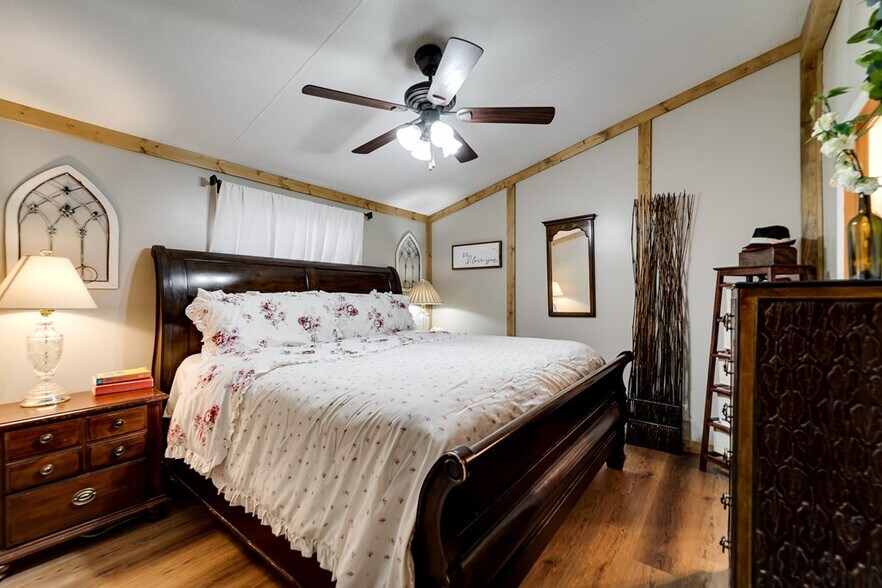 More Photos Of 270 Deyton Camp Rd, Robbinsville Marina For Sale