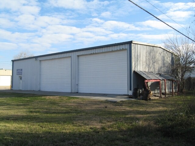 More Photos Of 1517 W Main St, La Porte Auto Repair For Sale